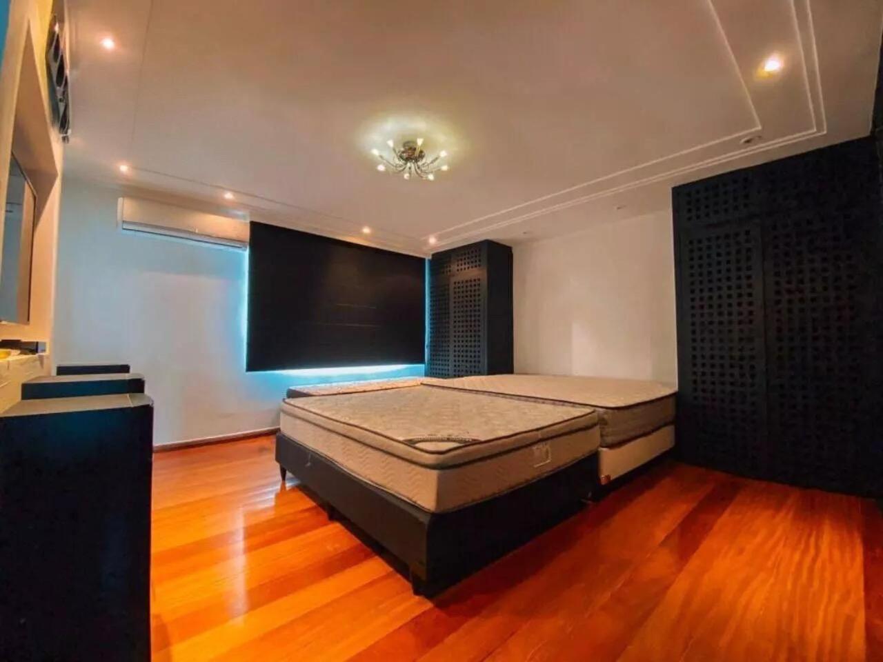 Duplex De Cinema Frontal Mar *
